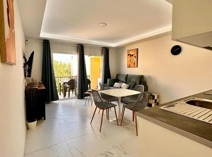 Precioso Y Nuevo De 1 En Mareverde Адехе